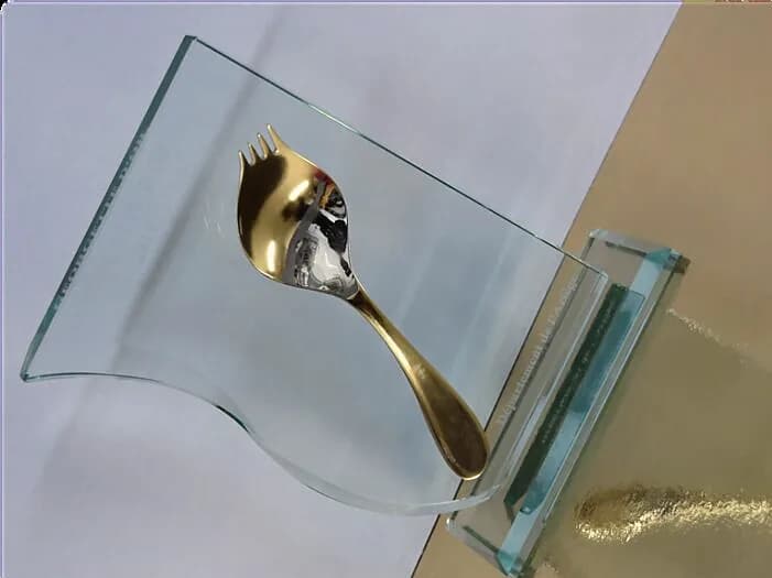 Cuillère dorée